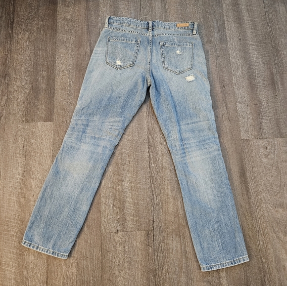 Blanknyc Star Studded Crop Jean Light wash Sz 26 - Picture 3 of 14
